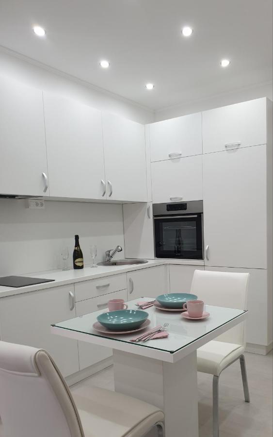 Apartment Kascelan Kotor Exteriör bild