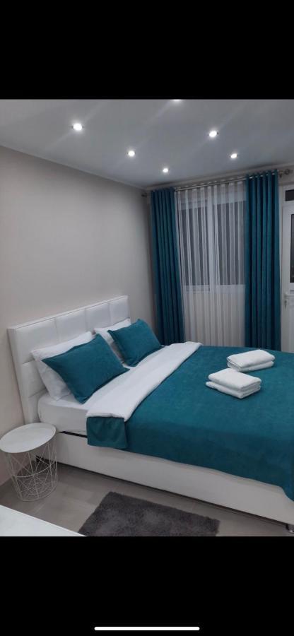 Apartment Kascelan Kotor Exteriör bild